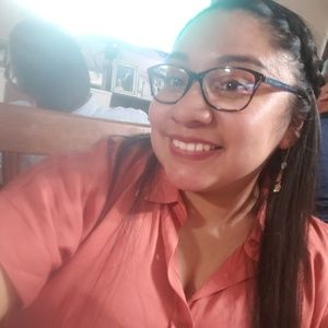 Meet your Posher, Gabriela